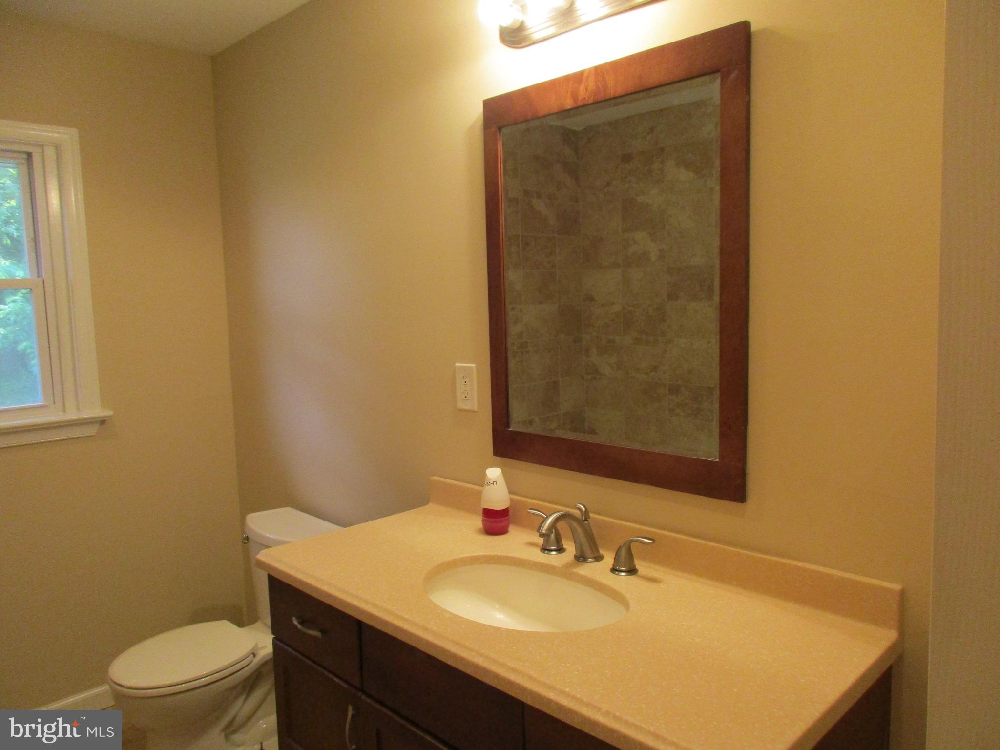 11 Spesutia Road Aberdeen, MD 21001 - Photo 17 of 21 Bath