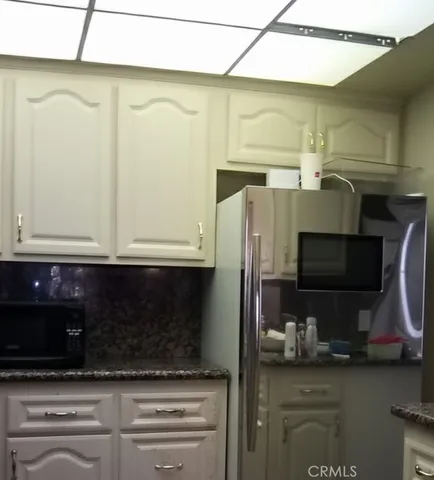 $1,200,000 | 6524 Petit Avenue, Van Nuys, CA 91406