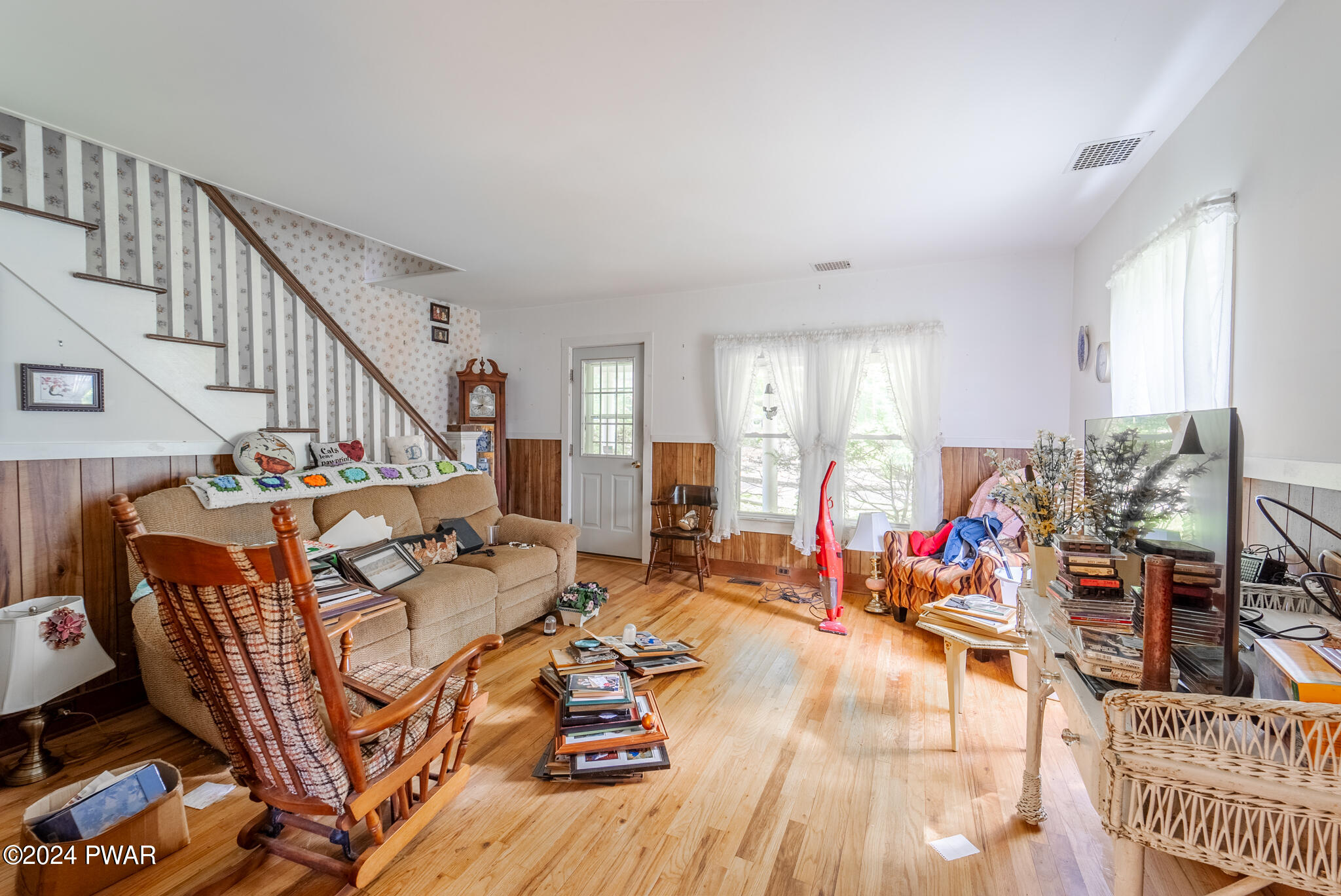 326 Rowe Street Hawley, PA 18428 - Photo 18 of 30 DSC07104-HDR
