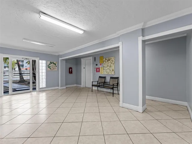 $275,000 | 1655 West 44th Place, Unit 448, Hialeah, FL 33012