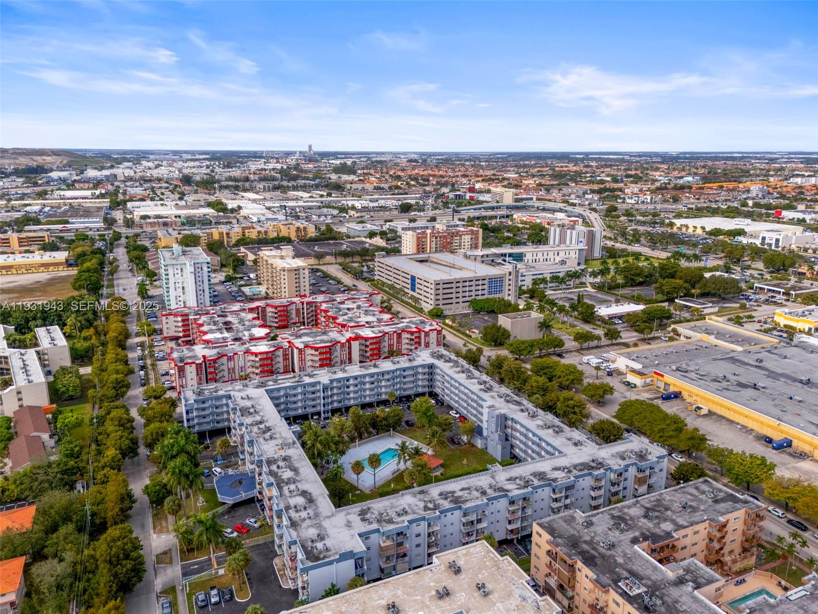 1655 West 44th Place, Unit 448 Hialeah, FL 33012 - Photo 22 of 25