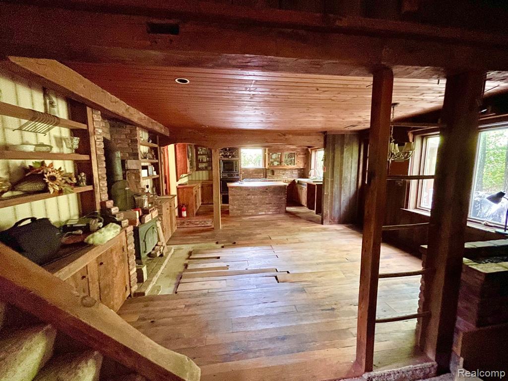 14347 Hogan Road Linden, MI 48451 - Photo 11 of 19