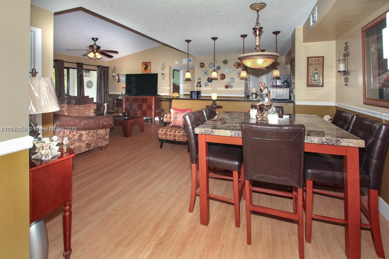 650 South Park Road, Unit 335 Hollywood, FL 33021 - Photo 4 of 28 Gallery Image 4
