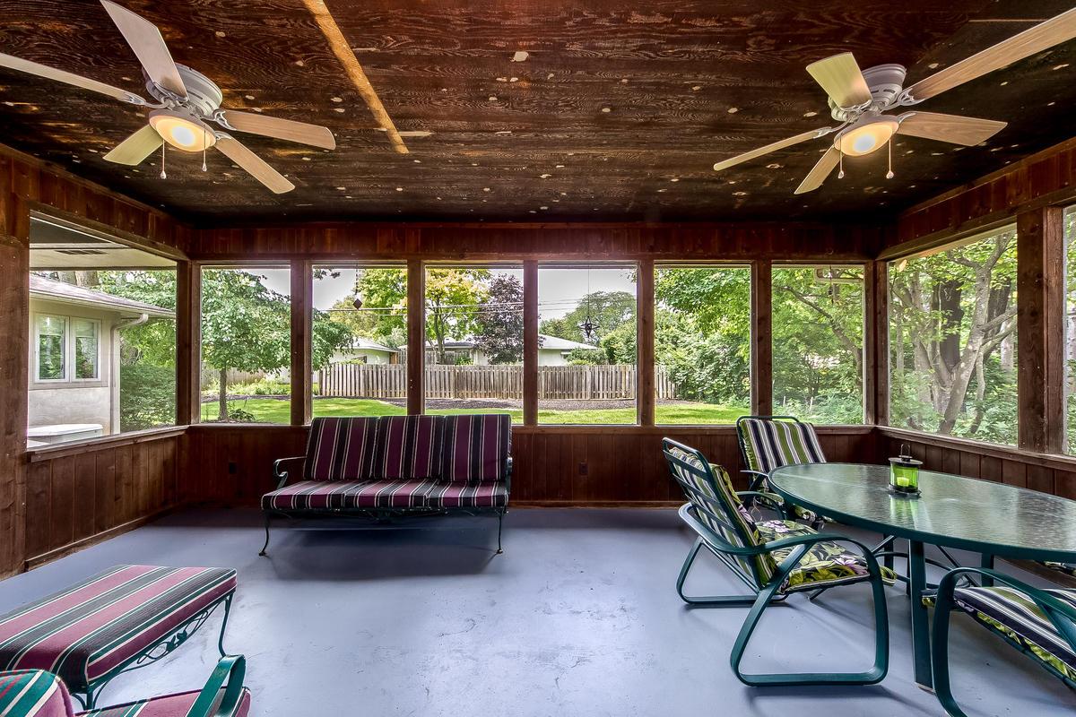 3093 Carisbrook Road Columbus, OH 43221 - Photo 44 of 45 Gallery Image 44