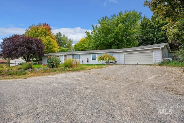 $380,000 | 598 North Gray Drive, King Hill, ID 83633