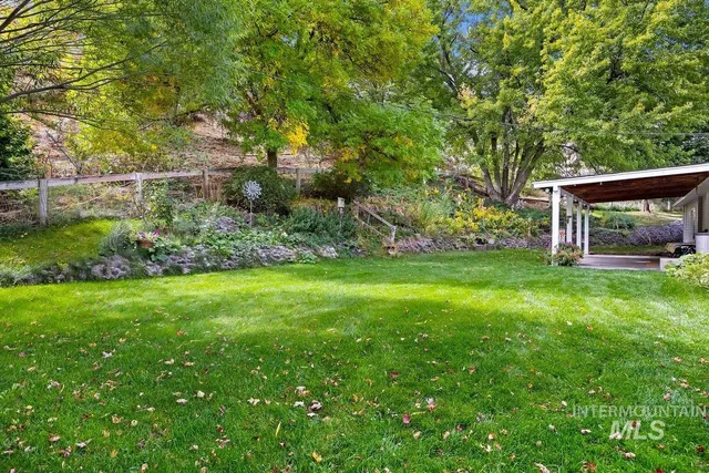 $380,000 | 598 North Gray Drive, King Hill, ID 83633