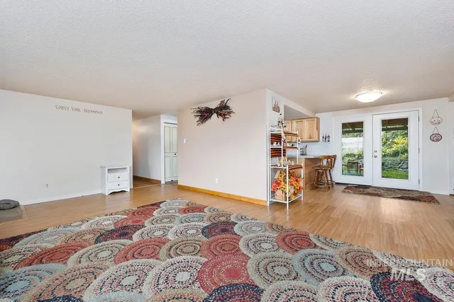 $380,000 | 598 North Gray Drive, King Hill, ID 83633