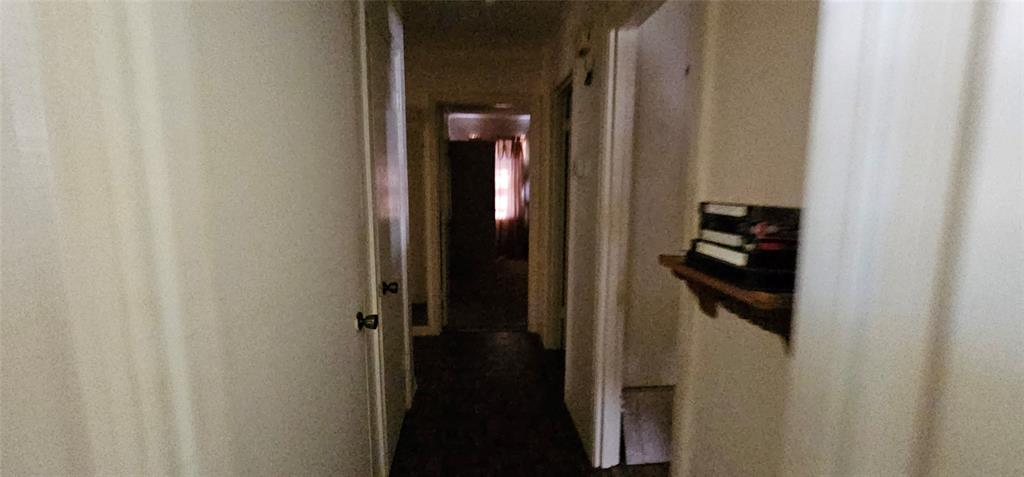 403 North Park Drive Springhill, LA 71075 - Photo 12 of 31 a close view of walk in closet