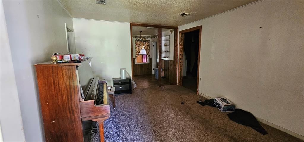 403 North Park Drive Springhill, LA 71075 - Photo 4 of 31 a view of a storage & utility room