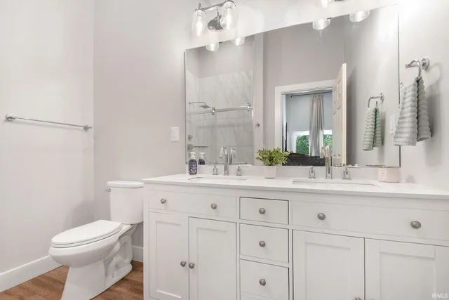 $565,000 | 17303 Ireland Road, South Bend, IN 46614