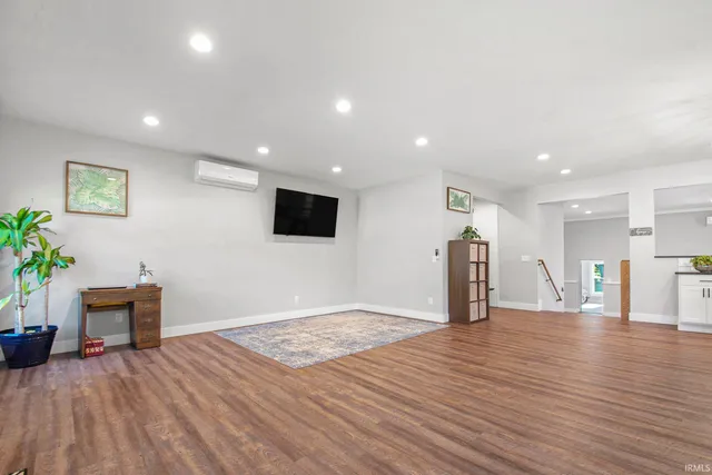 $565,000 | 17303 Ireland Road, South Bend, IN 46614