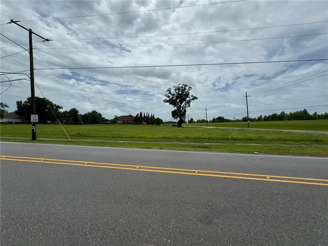 $125,000 | 10201 River Road, Waggaman, LA 70094