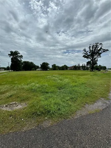 $125,000 | 10201 River Road, Waggaman, LA 70094