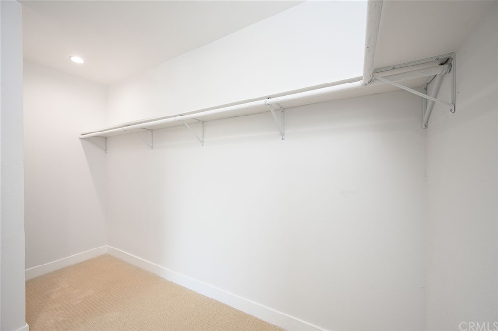 5418 Sanchez Drive Los Angeles, CA 90008 - Photo 19 of 28 a view of an empty room