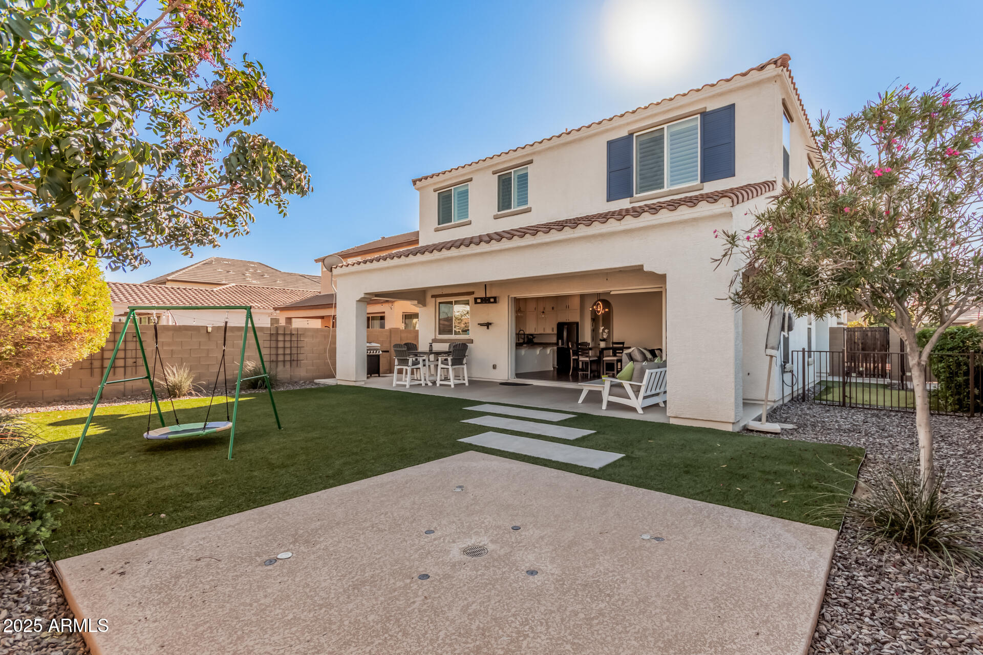 836 Gary Lane Phoenix, AZ 85042 - Photo 2 of 40 43 Gary