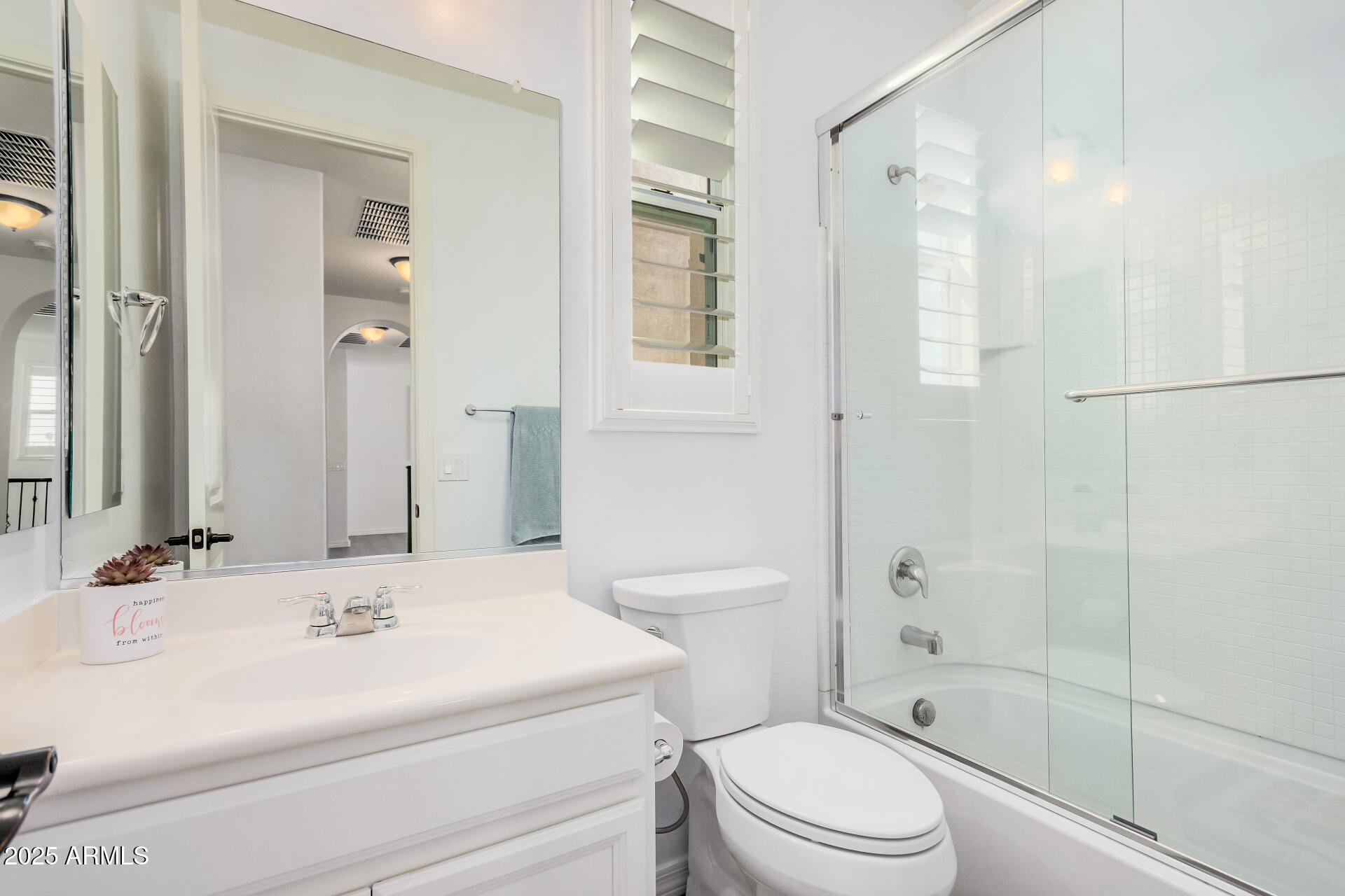 836 Gary Lane Phoenix, AZ 85042 - Photo 26 of 40 34 Gary