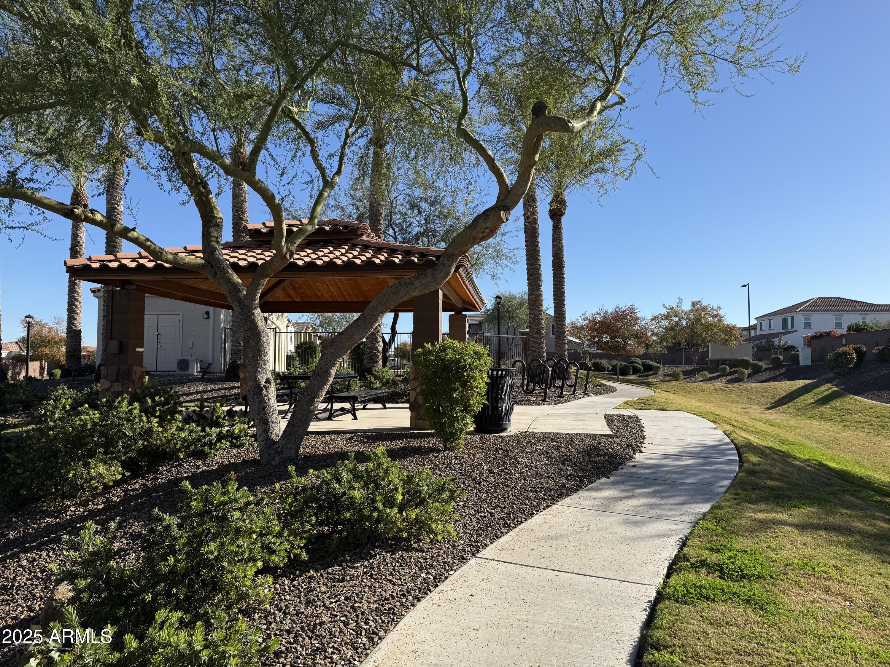 836 Gary Lane Phoenix, AZ 85042 - Photo 38 of 40 IMG_0024