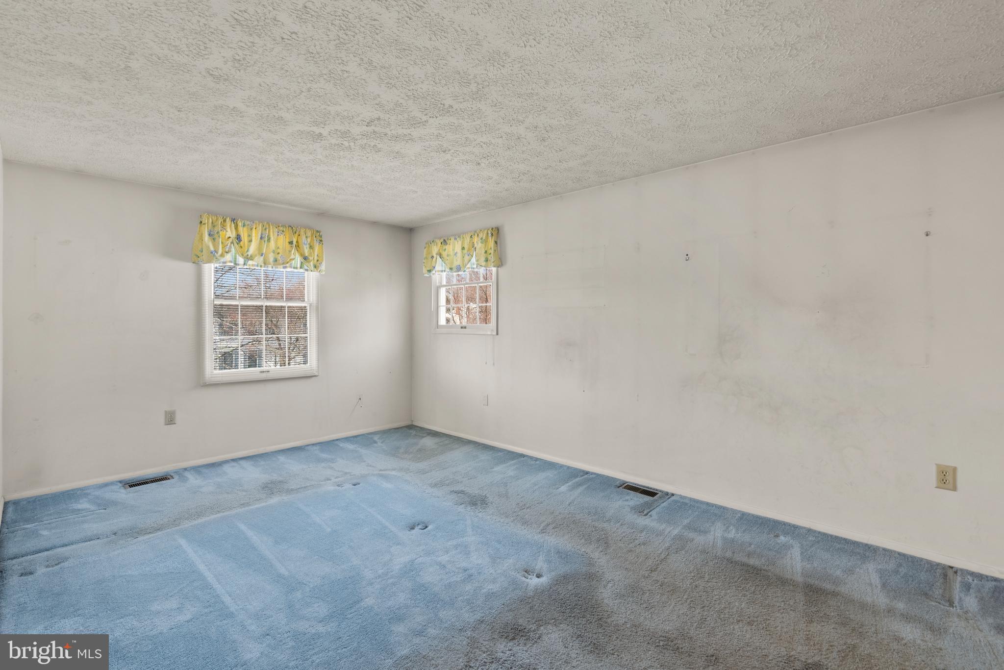 8745 Cardinal Forest Circle Laurel, MD 20723 - Photo 22 of 43 an empty room with windows