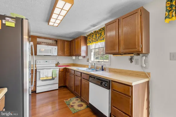 $599,995 | 8745 Cardinal Forest Circle, Laurel, MD 20723