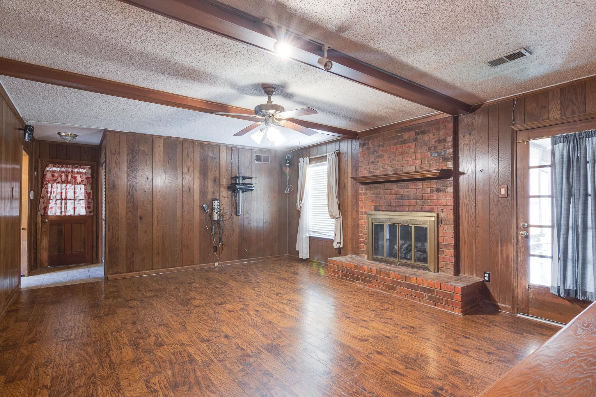 8083 Cinders Road Bartlett, TN 38133 - Photo 12 of 31 Living room