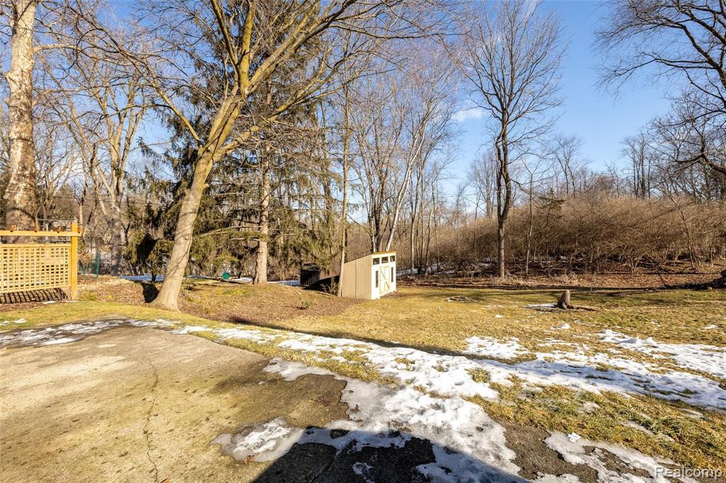 720 Sunset Road Ann Arbor, MI 48103 - Photo 30 of 36