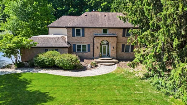 $1,075,000 | 3949 South Michael Road, Ann Arbor, MI 48103