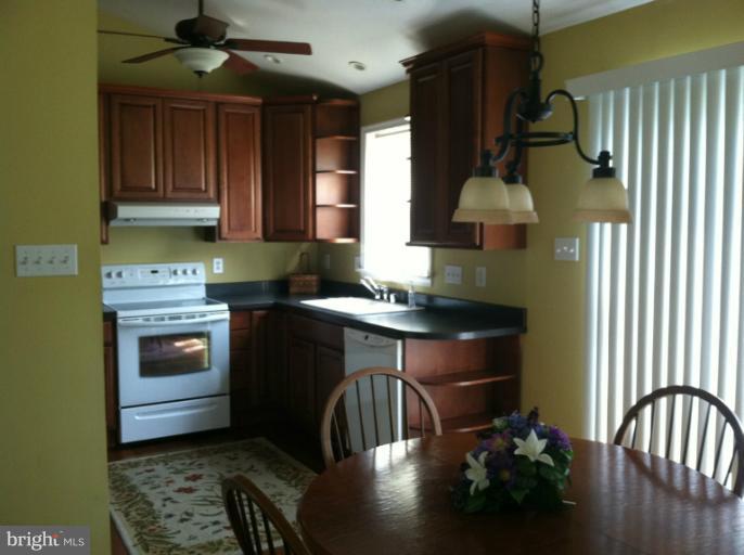 18337 College Road Hagerstown, MD 21740 - Photo 5 of 11 Kitchen