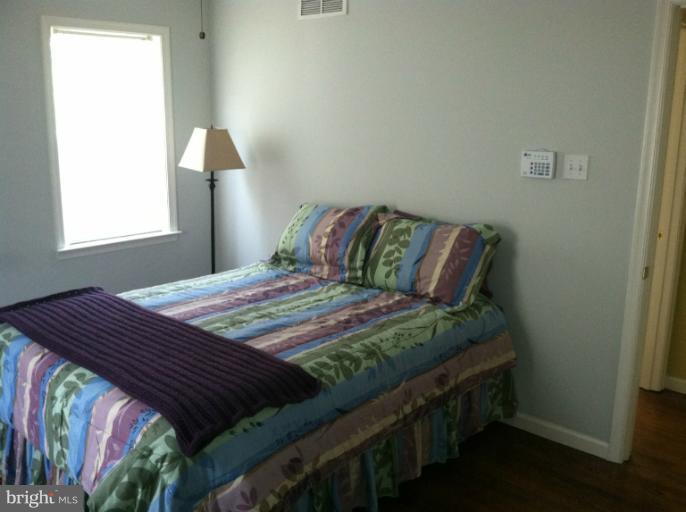 18337 College Road Hagerstown, MD 21740 - Photo 7 of 11 Bedroom (Master)