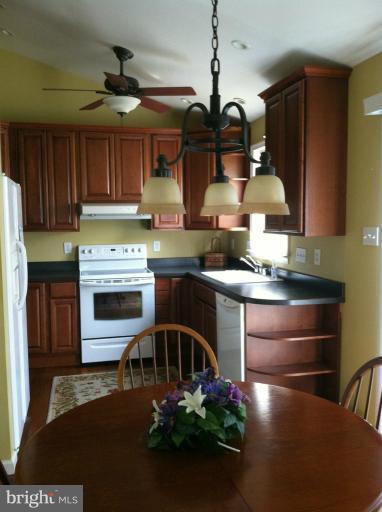 18337 College Road Hagerstown, MD 21740 - Photo 8 of 11 Kitchen