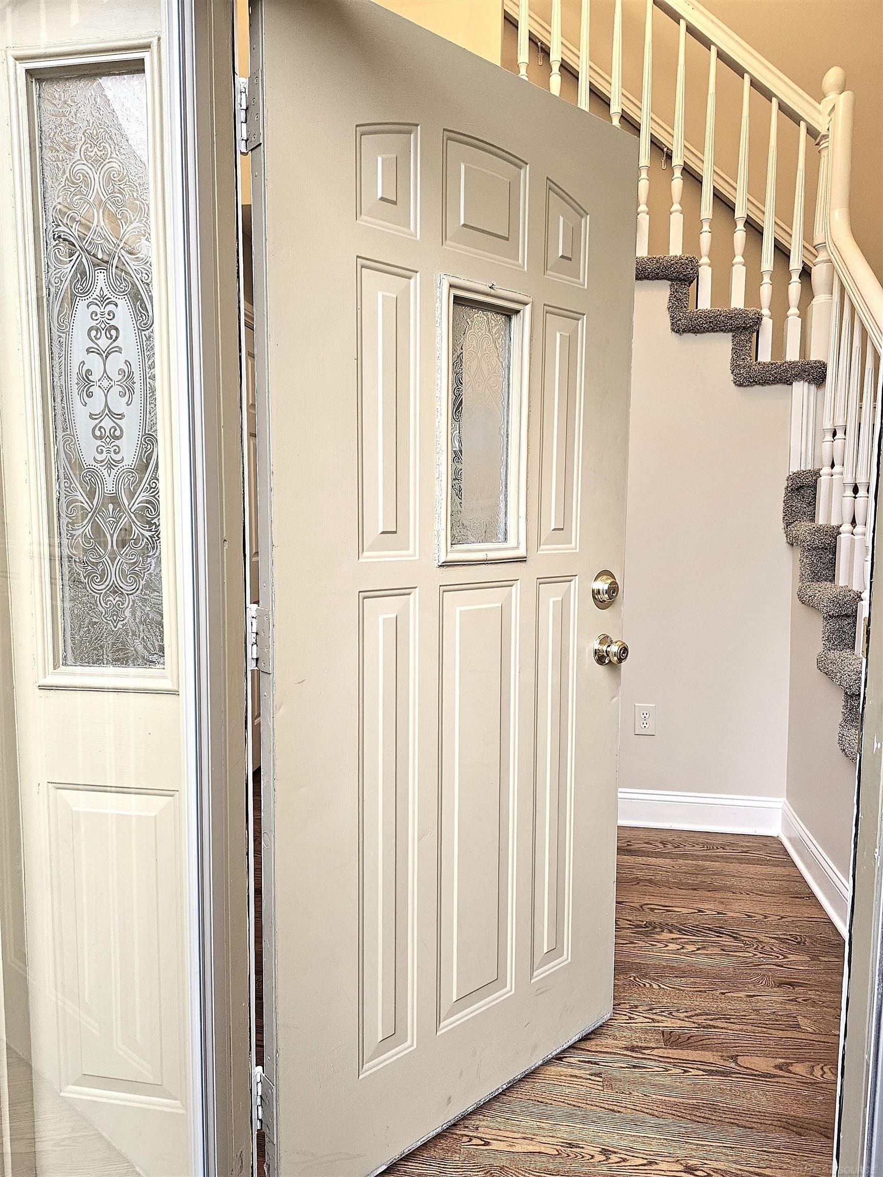 2191 Crystal Drive Rochester, MI 48309 - Photo 2 of 63 Welcome Home!