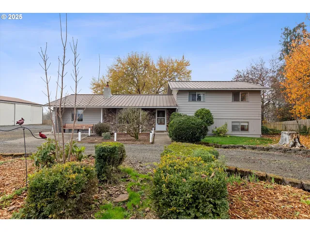 $719,900 | 16707 Highway 47, Yamhill, OR 97148