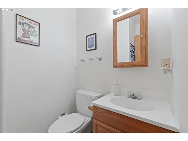 $719,900 | 16707 Highway 47, Yamhill, OR 97148