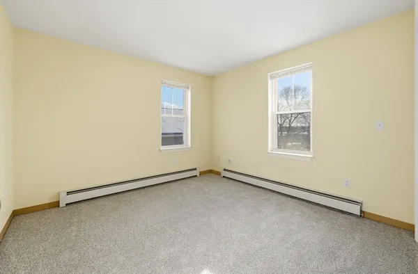 $425,000 | 200 Beacon Street, Worcester, MA 01610