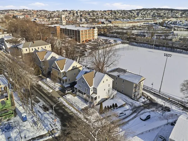 $425,000 | 200 Beacon Street, Worcester, MA 01610