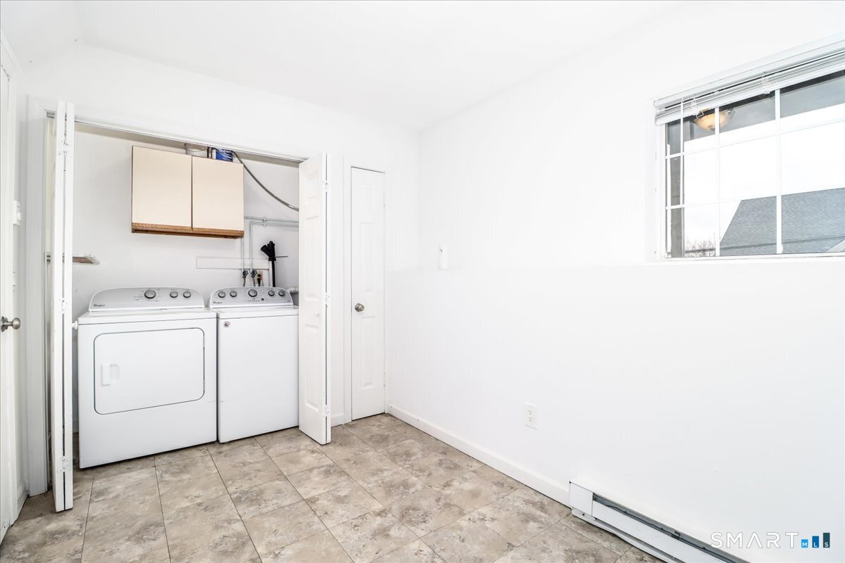 268 Congress Avenue, Unit 18 Waterbury, CT 06708 - Photo 4 of 23