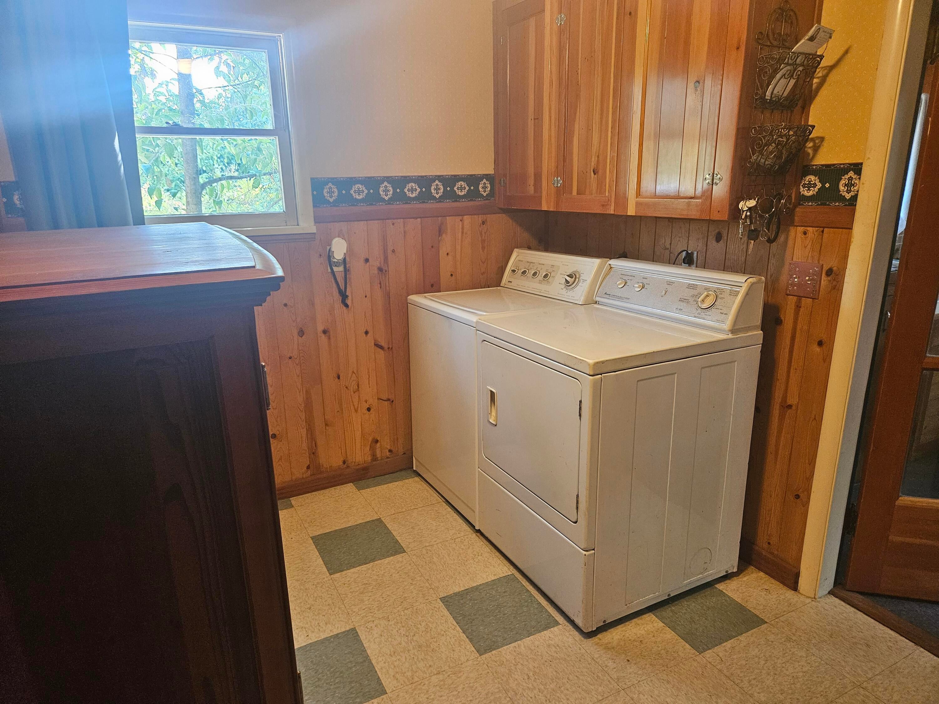 1255 Sweet Road Medford, OR 97501 - Photo 25 of 51 20240909_111606