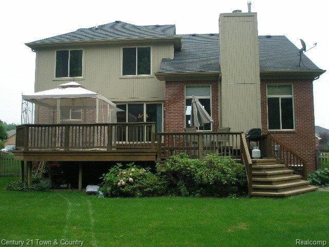 49259 Monte Road New Baltimore, MI 48047 - Photo 3 of 25 Back view of home