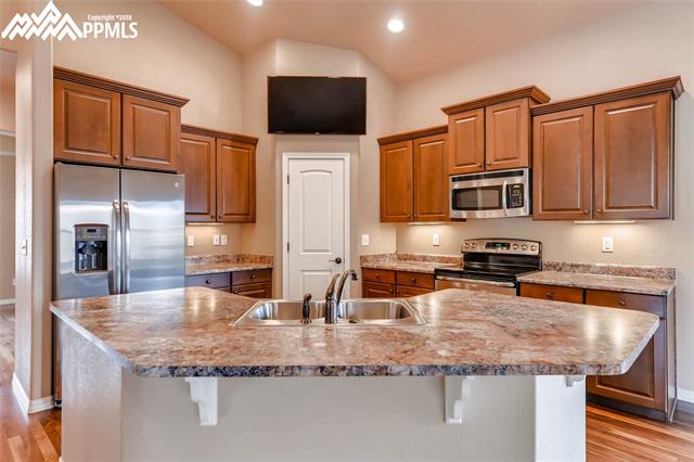 965 Diamond Rim Drive Colorado Springs, CO 80921 - Photo 8 of 29 Gallery Image 8