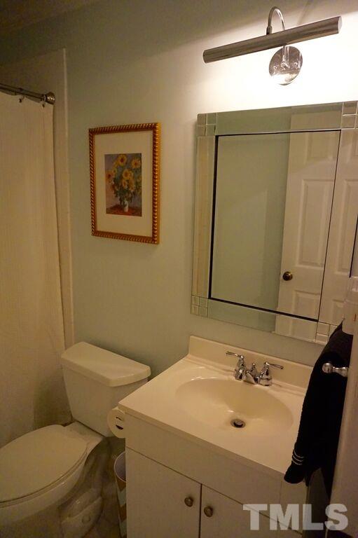 4605 Radcliff Road Raleigh, NC 27609 - Photo 11 of 20
