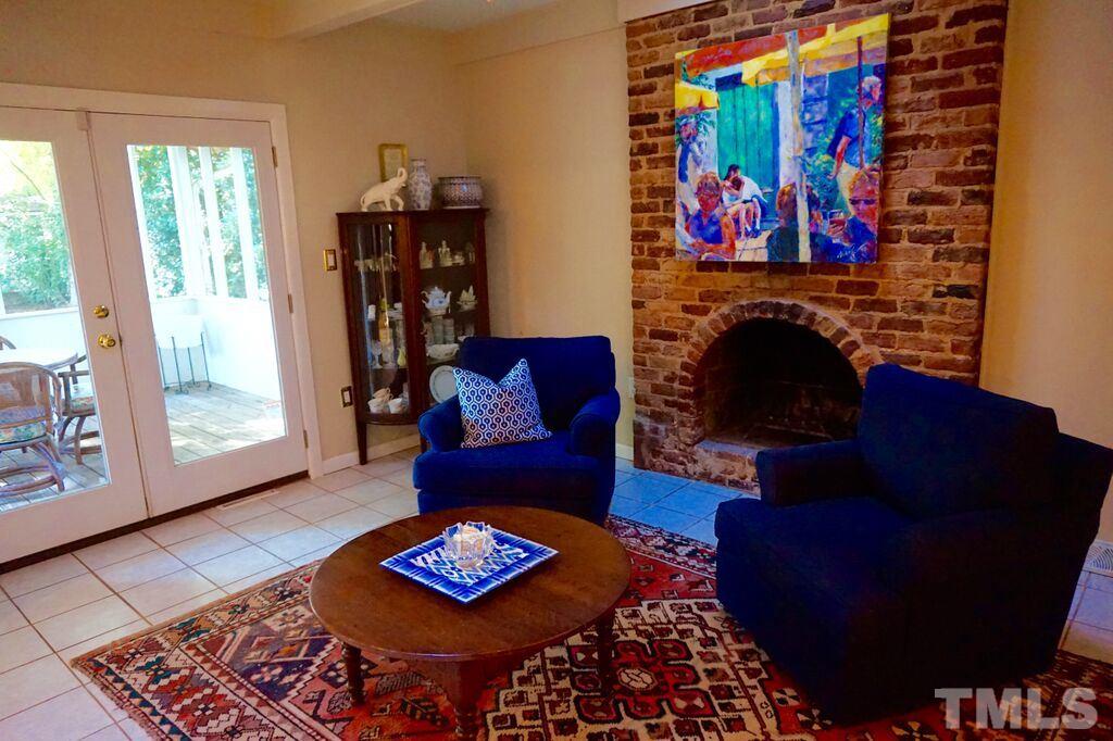 4605 Radcliff Road Raleigh, NC 27609 - Photo 5 of 20