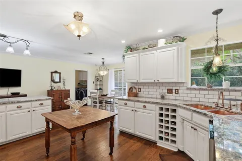 $495,000 | 6913 Allen Pl Drive, Fort Worth, TX 76116