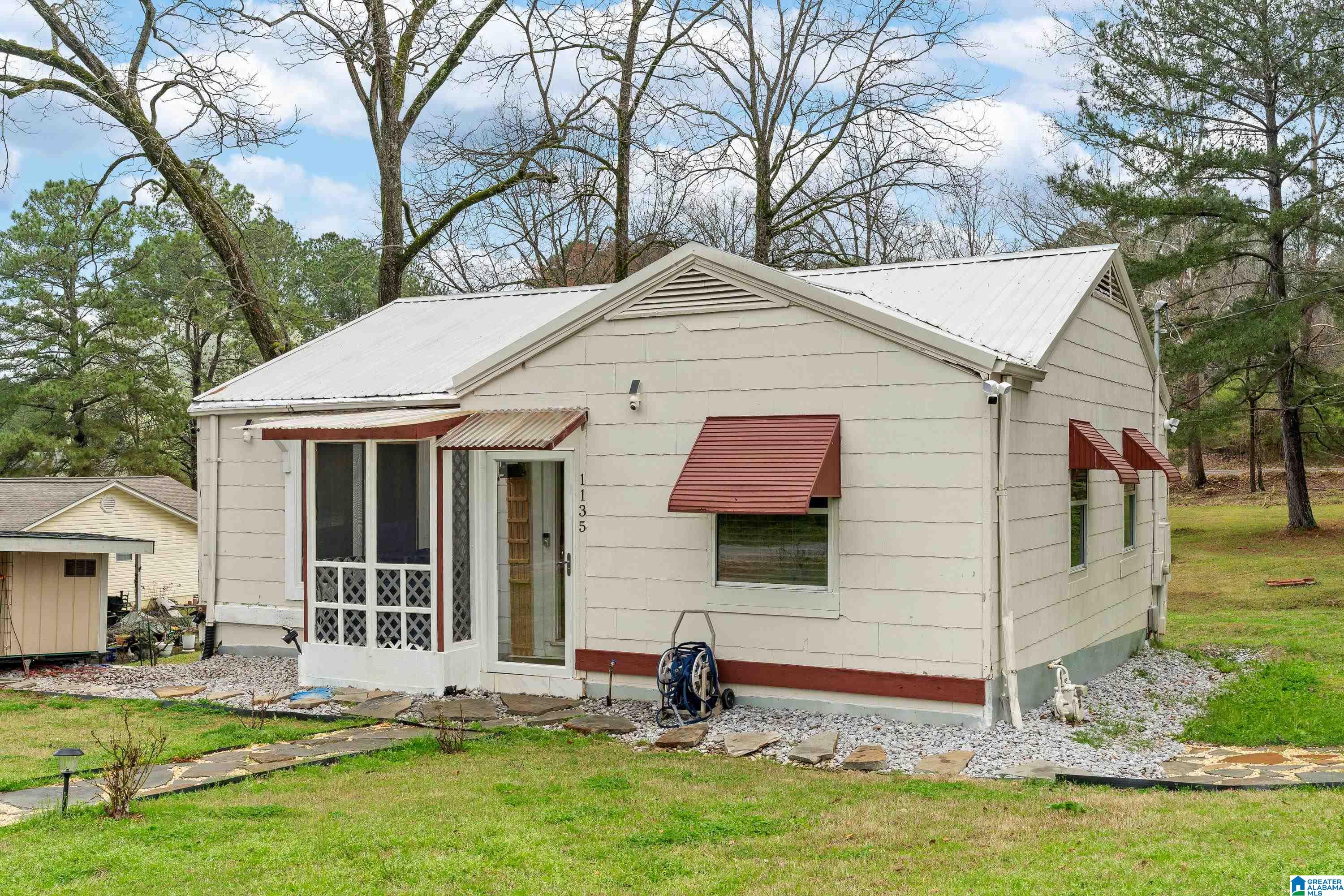 1135 Berry Street Southeast Leeds, AL 35094 - Photo 12 of 42