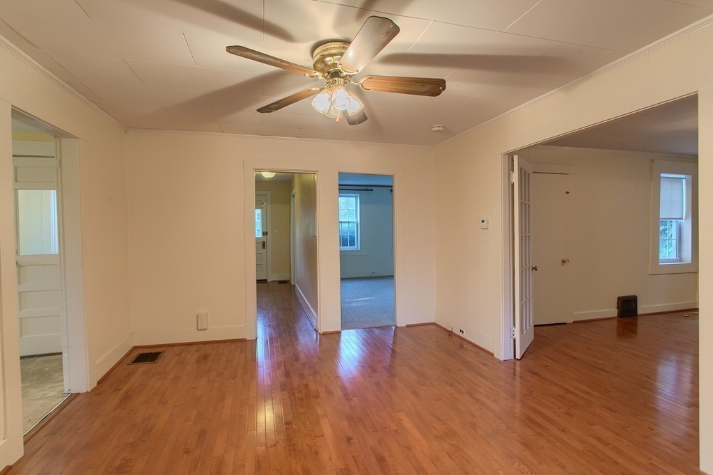 135 North Row Road Sterling, MA 01564 - Photo 11 of 30 Gallery Image 11