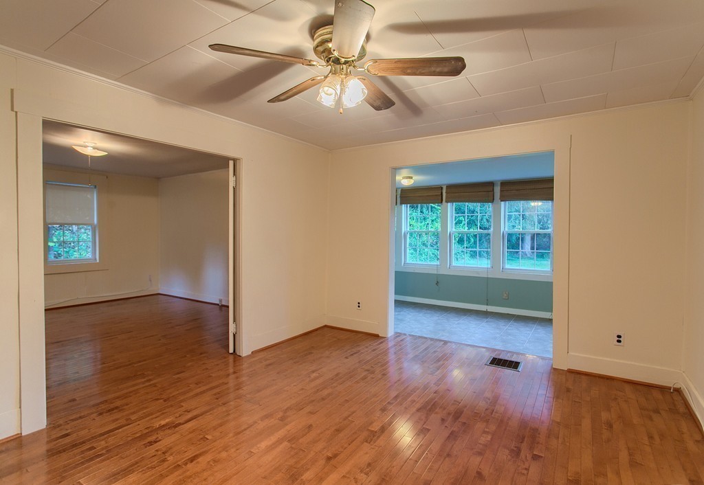 135 North Row Road Sterling, MA 01564 - Photo 8 of 30 Gallery Image 8