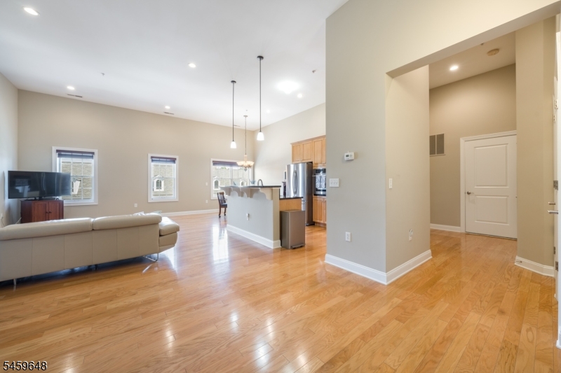 1403 Town Center Way Livingston, NJ 07039 - Photo 1 of 46 Gallery Image 1