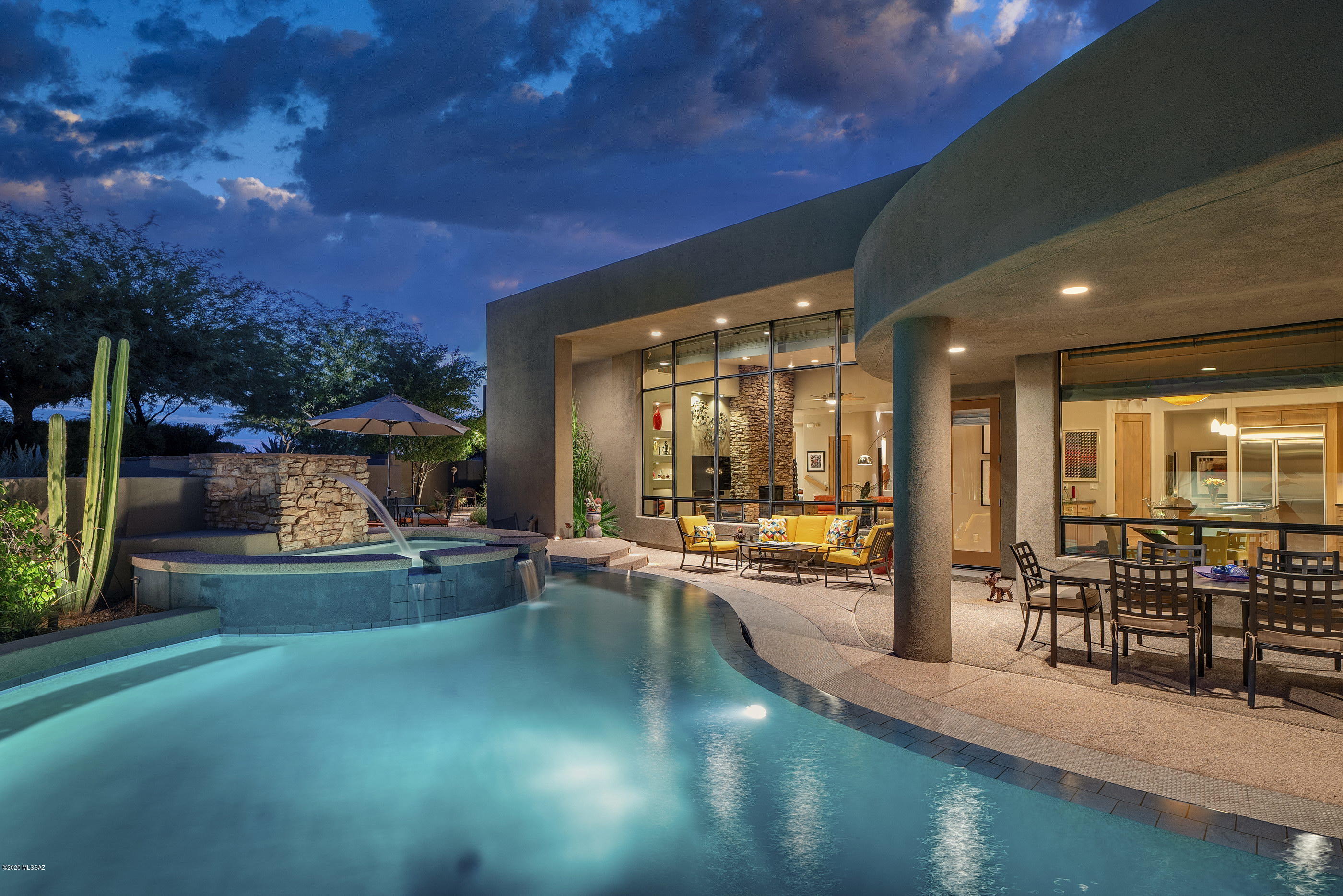 592 West Silhouette Ridge Place Oro Valley, AZ 85755 - Photo 35 of 50