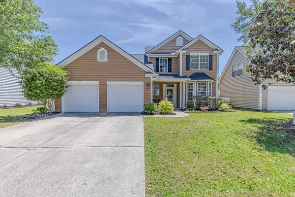 $485,000 | 108 Back Tee Circle, Summerville, SC 29485