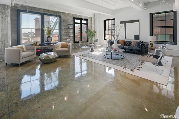 $4,750 | 2 Mint Plaza, Unit PZ060, San Francisco, CA 94103