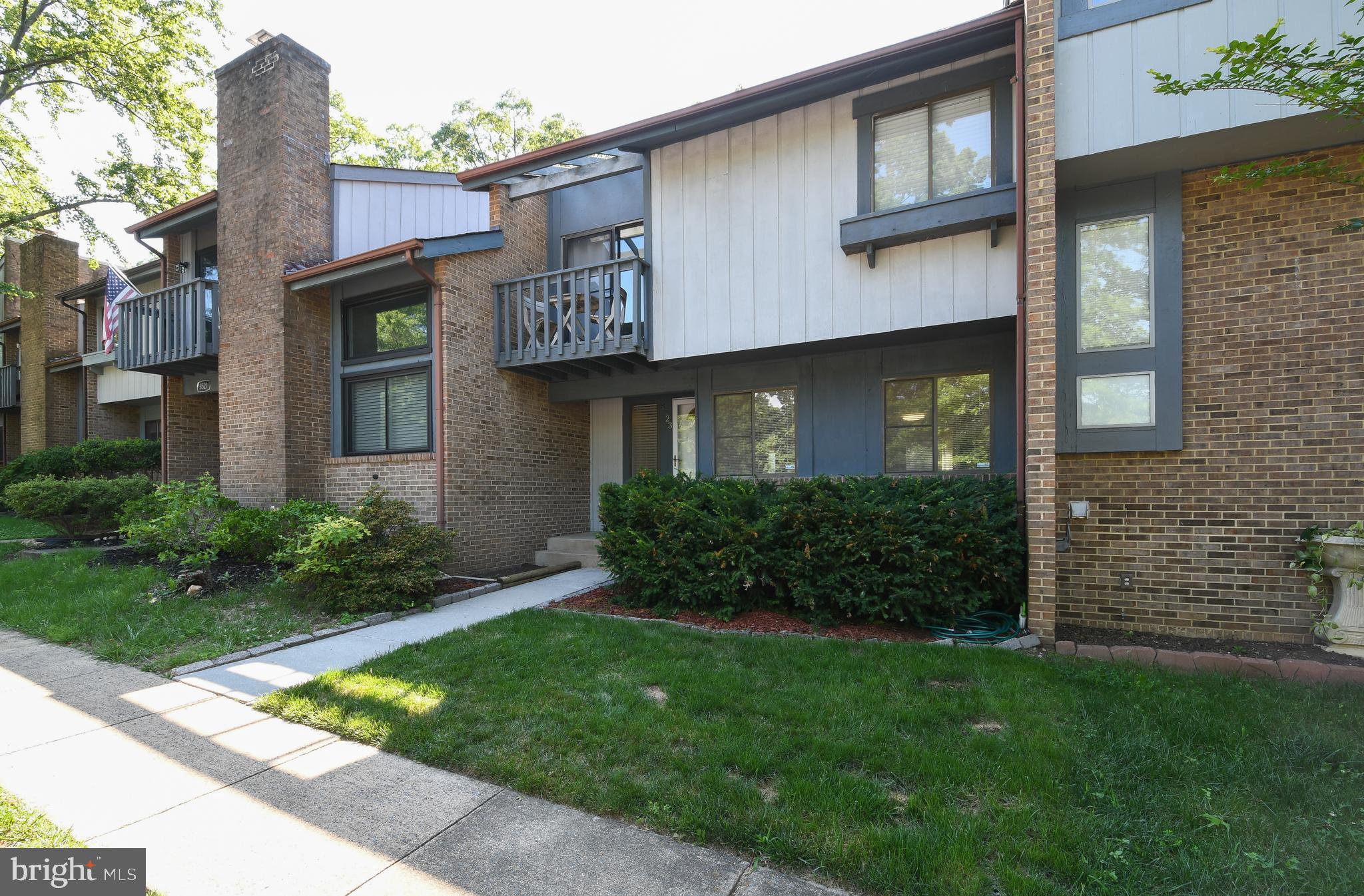 8523 Jenner Court Springfield, VA 22153 - Photo 2 of 41 Low maintenance exterior