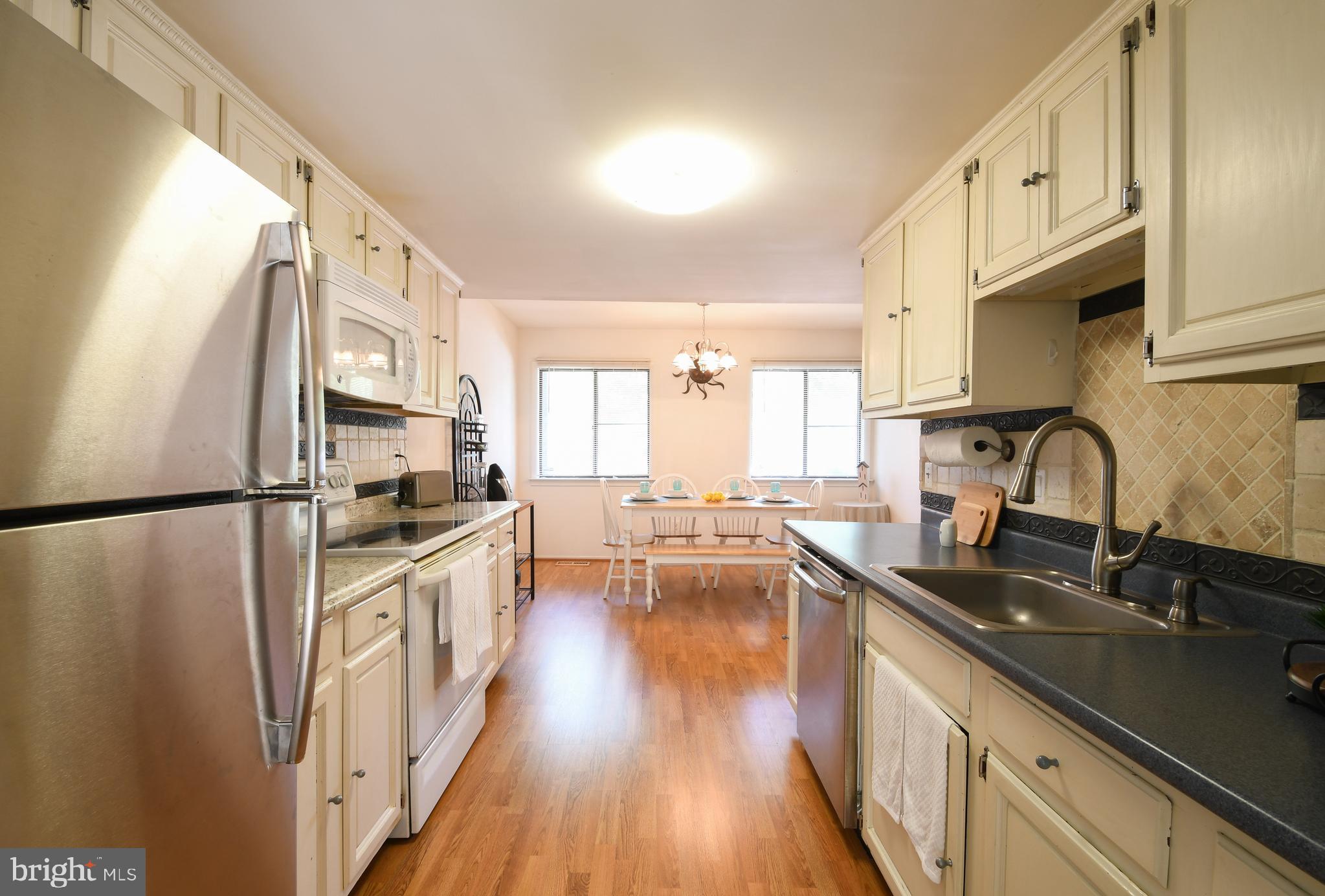 8523 Jenner Court Springfield, VA 22153 - Photo 10 of 41 Stainless steel appliances